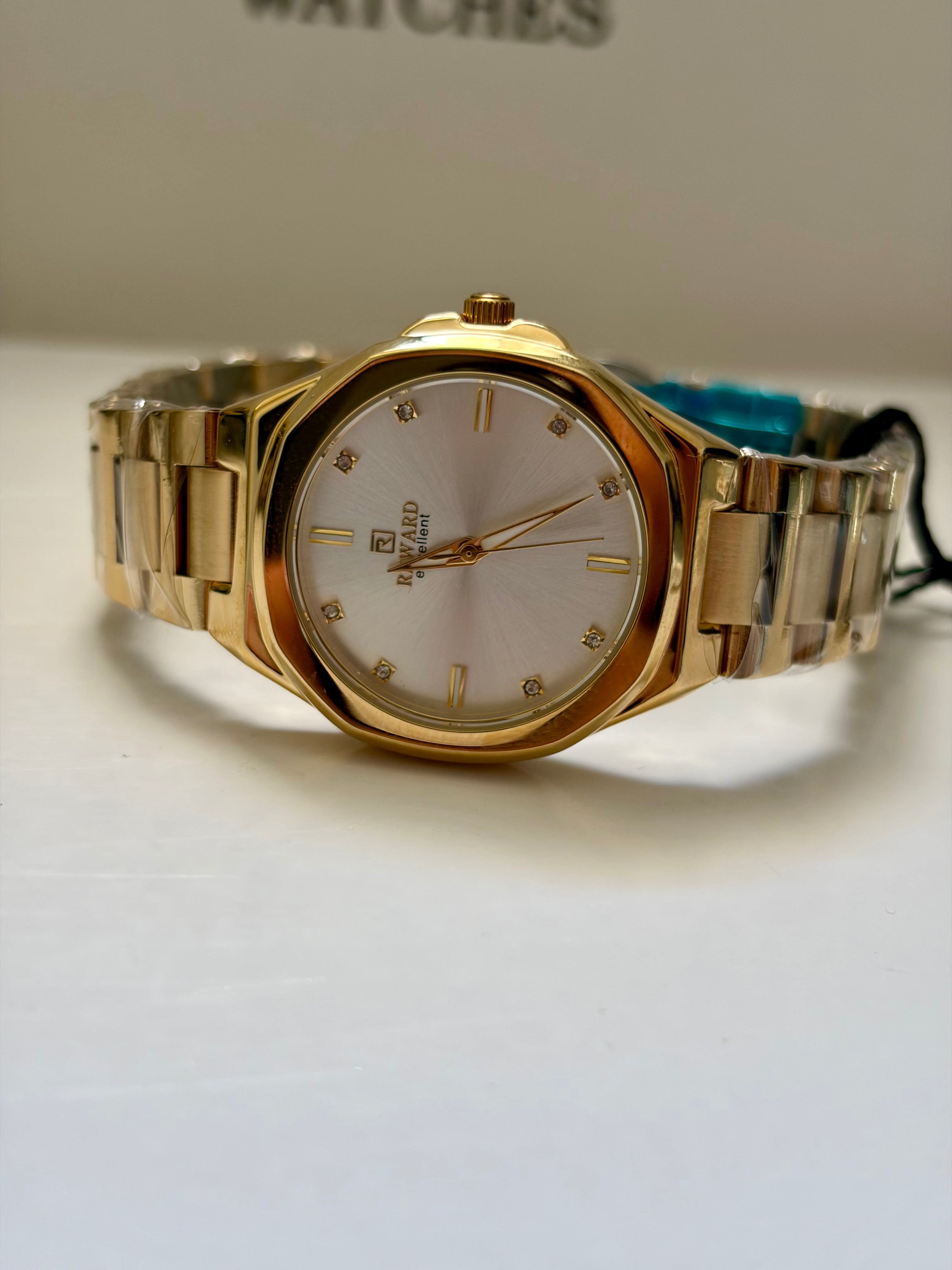 Reward Prestige Impérial — vue de profil montre femme cristaux Tunisie
